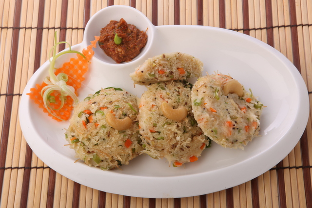 Suji And Vegetable Idli